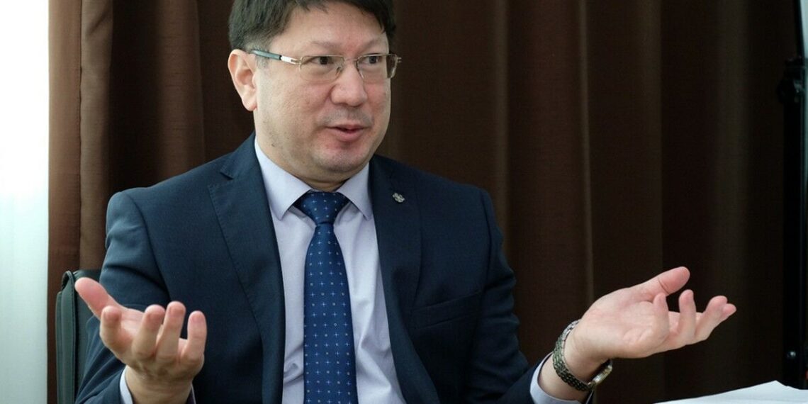 Болат Токежанов покинул свою должность председателя ФСМС