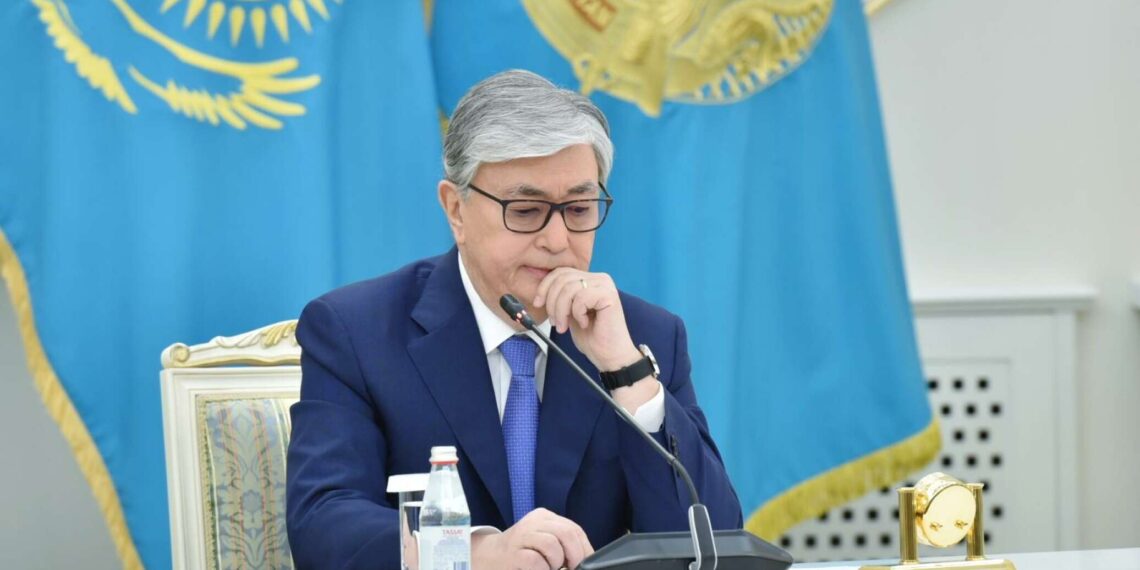 Президент провел очередное заседание оперативного штаба