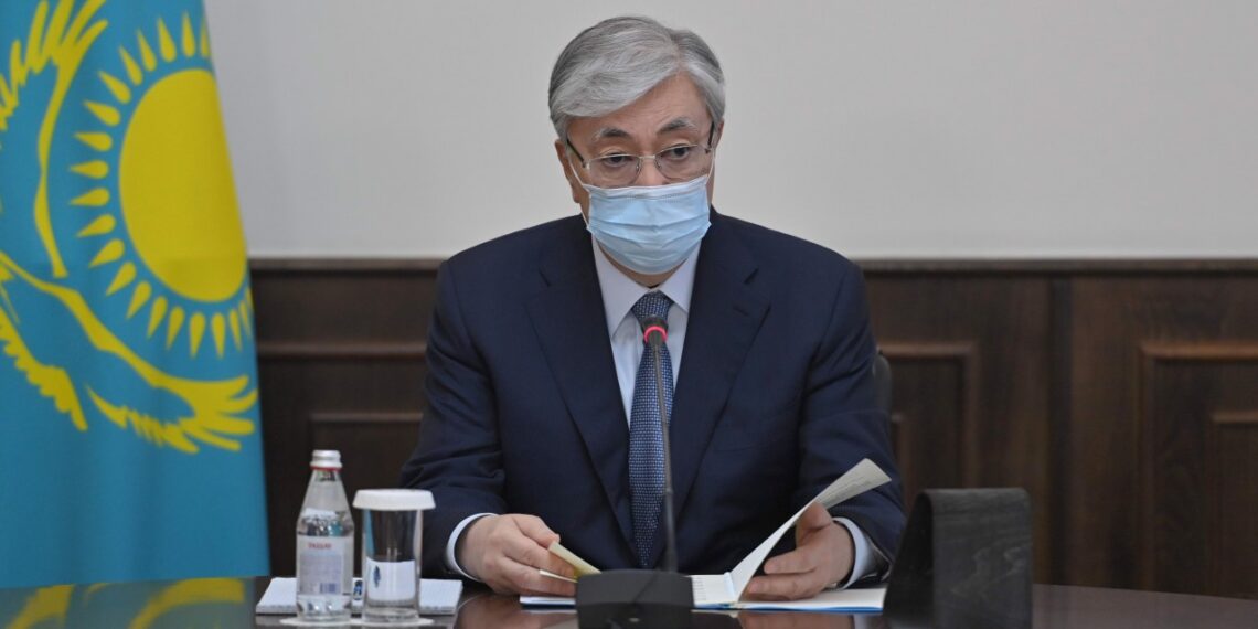 Президент провел совещание с руководителями уполномоченных государственных органов