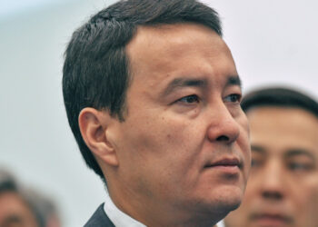 Смаилов утвержден на должность премьер-министра Казахстана