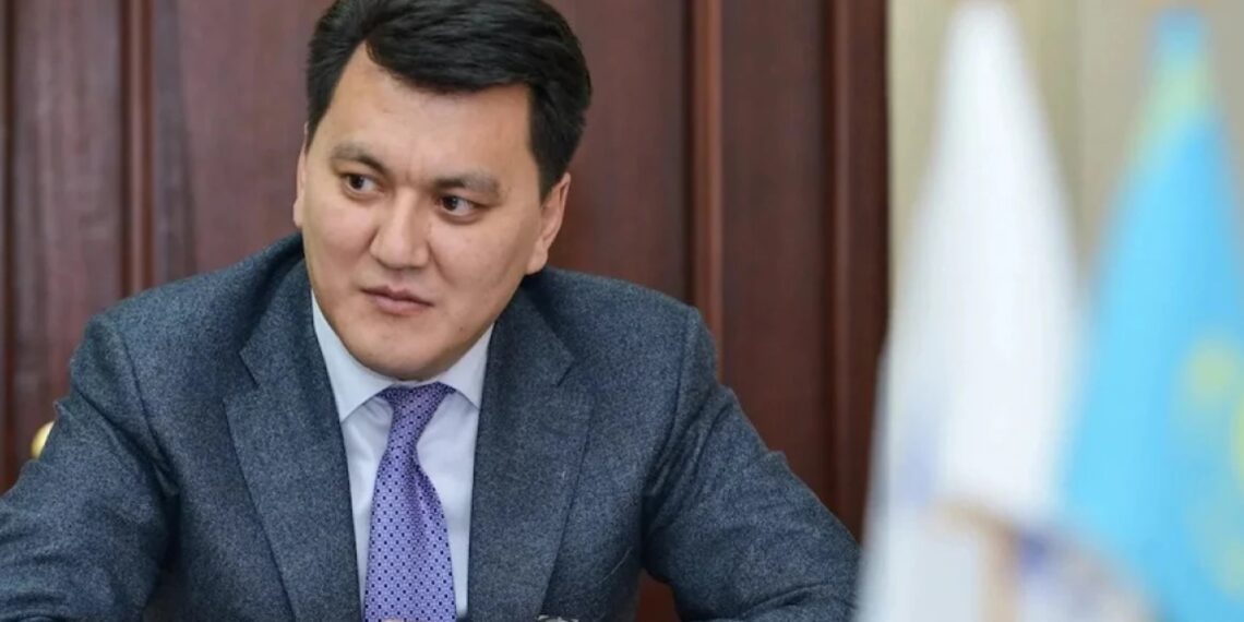 Токаев подписал указ о назначении Ерлана Карина на должность Госсекретаря