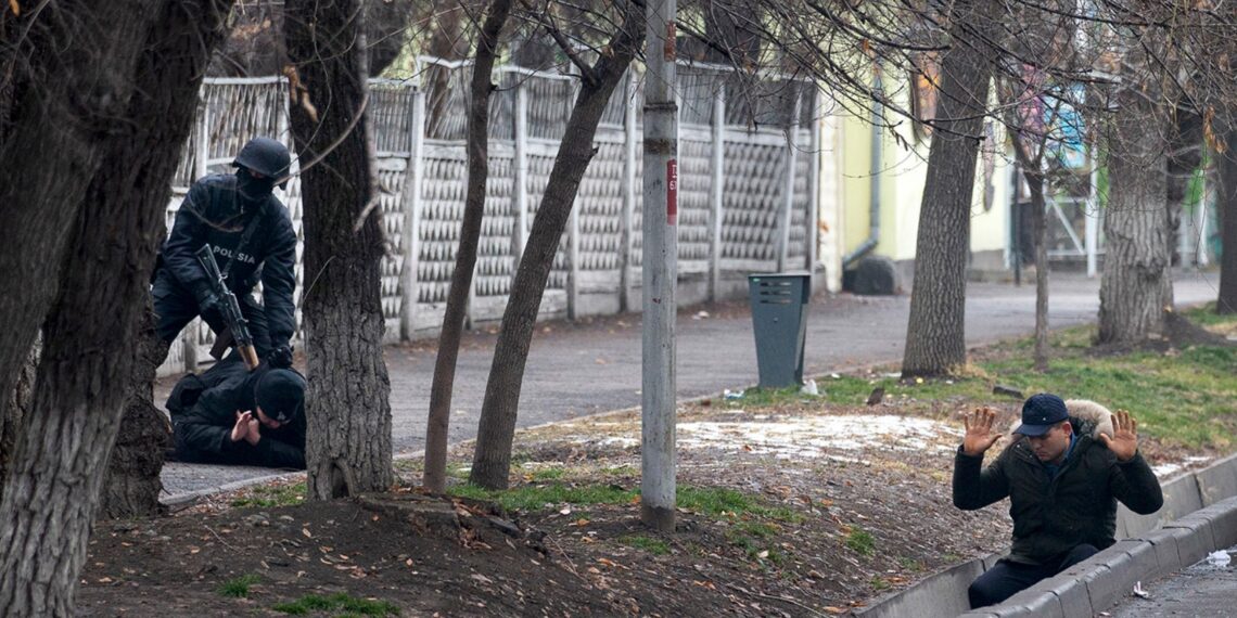 МВД: в стране задержали 9900 человек