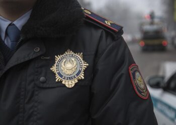 В Казахстане нашли два тайника со спрятанным оружием