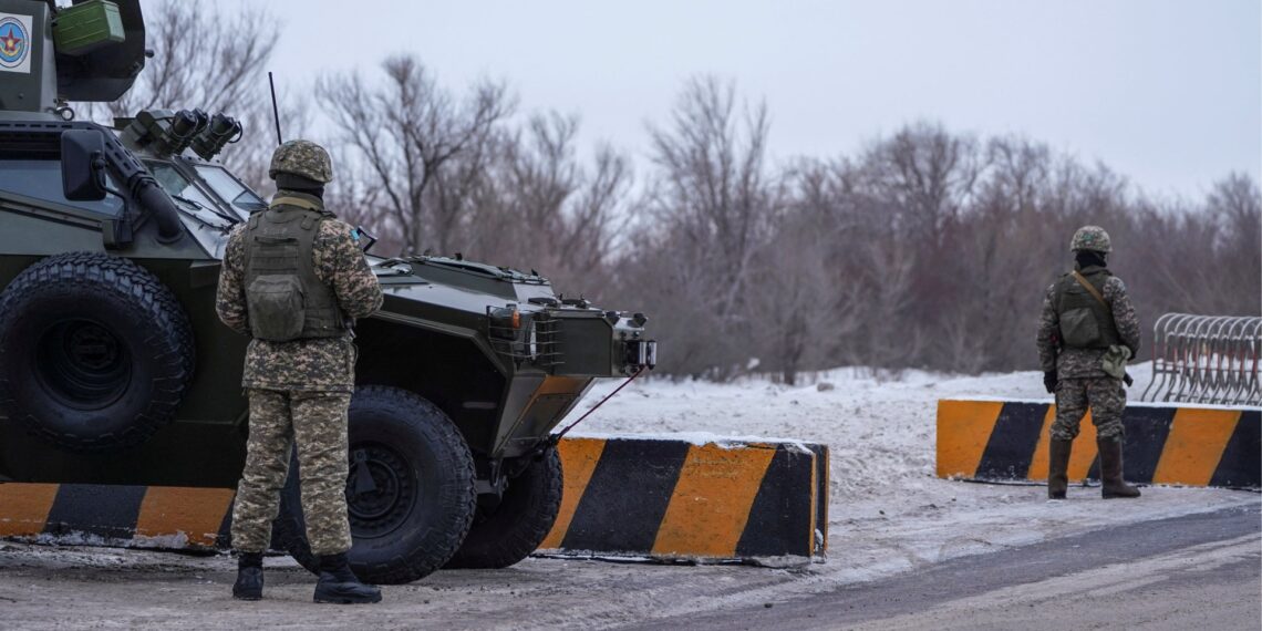 Токаев: все госорганы усиленно работают над тем, чтобы полностью вернуть страну к нормальной жизни