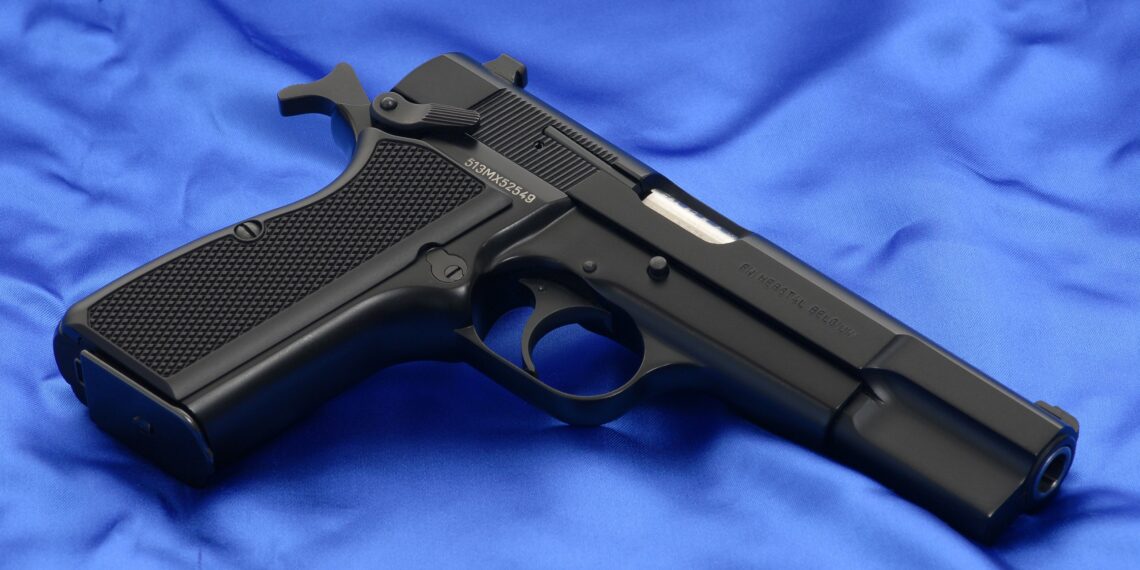 Житель Кокшетау незаконно хранил у себя огнестрельное оружие