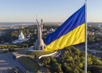 Началась эвакуация казахстанцев с территории Украины