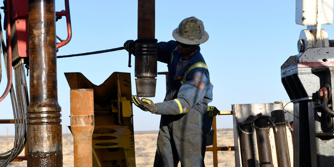 В Казахстане могут начать добычу сланцевой нефти- минэкологии