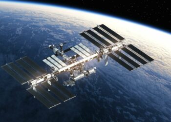 С Байконура стартовал космический корабль с тремя космонавтами из РФ