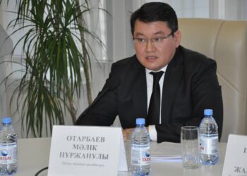 Токаев назначил Отарбаева своим советником