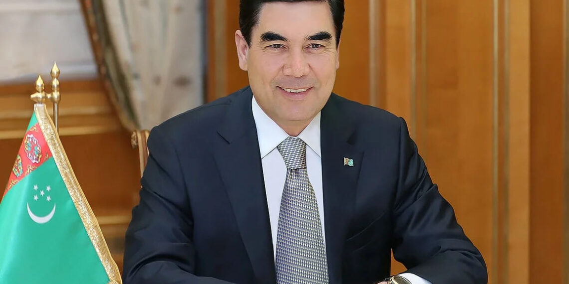 Бывший президент Туркменистана стал членов совета старейшин ОТГ