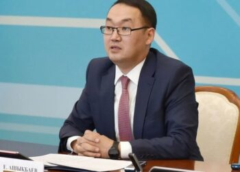 Джо Байден и посол Казахстана в США провели встречу