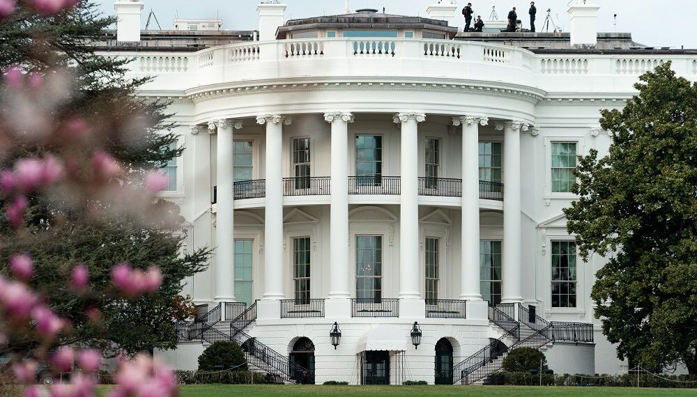 В Белом доме опасаются возможностей Twitter