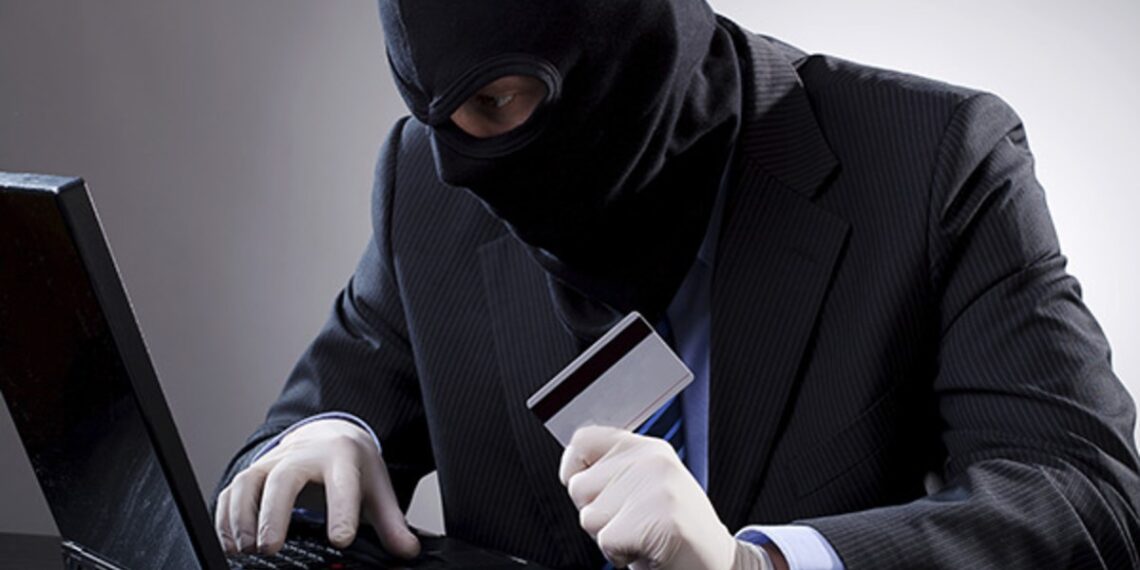 В Карагандинской области задержали мошенников