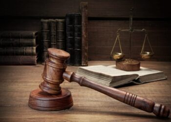 Чиновник в Актау получил штраф в размере 30 млн. тенге