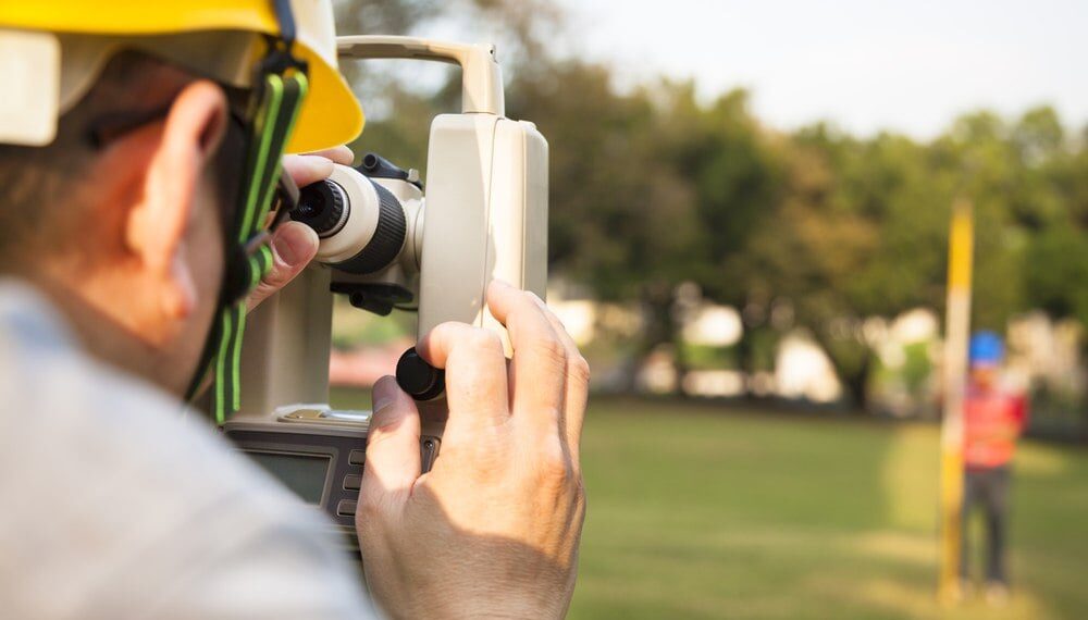 Мажилис принял поправки в закон о геодезии и картографии