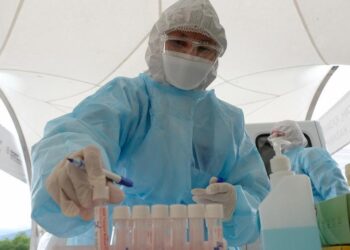 В Казахстане за сутки выявлено 2054 новых случая заболевания КВИ