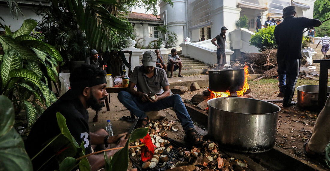 33 человека пострадали на Шри-Ланке в ходе волнений