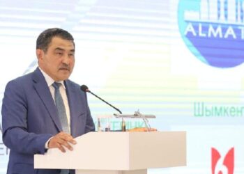 Аким Жамбылской области провел встречу со СМИ