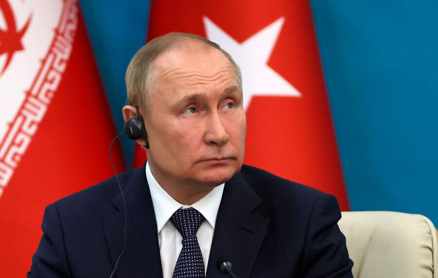 Путин отметил снижение уровня насилия в Сирии