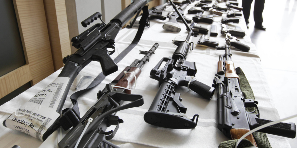 Западные поставки вооружения приносят доход украинским верхушкам