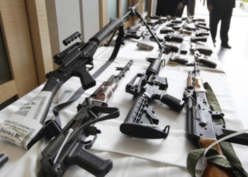 Западные поставки вооружения приносят доход украинским верхушкам