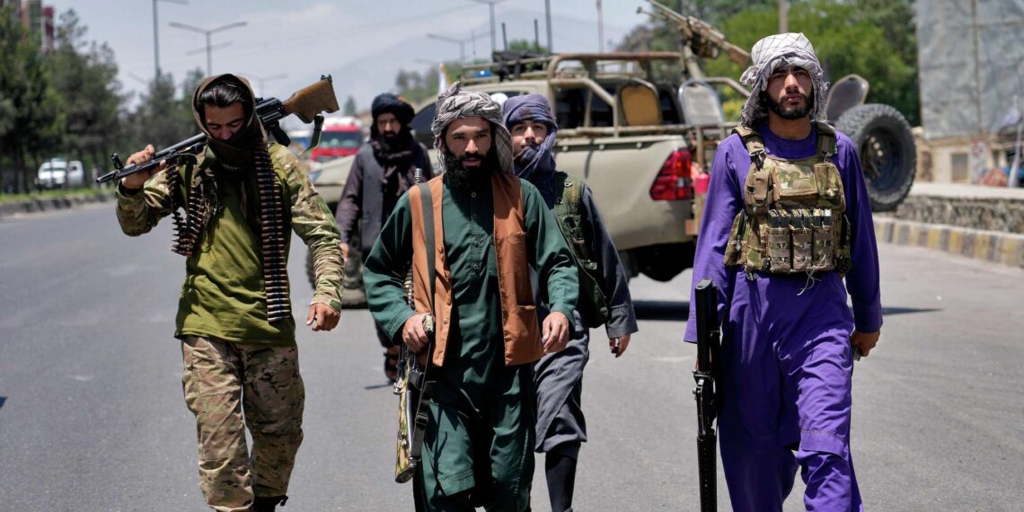 В Афганистане талибы разогнали митинг предупредительными выстрелами