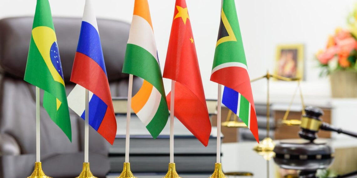 Алжир готов присоединиться к БРИКС