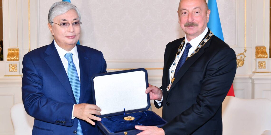 Токаев подписал указ о награждении орденом «Алтын Қыран» Ильхама Алиева