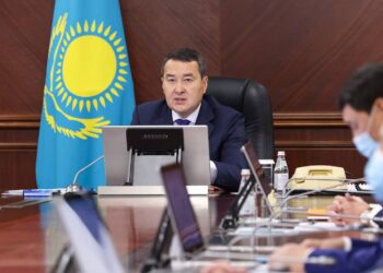 Премьер-министр поручил увеличить прием молодежи в колледжи