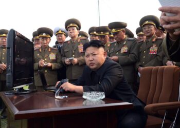 В случае убийства Ким Чен Ына КНДР запустит автоматически ядерные ракеты