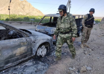 На кыргызско-таджикской границе ситуация продолжает оставаться напряженной