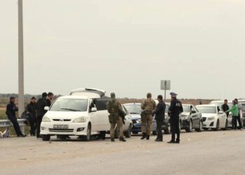 На границе Казахстана и России выделили отдельные полосы