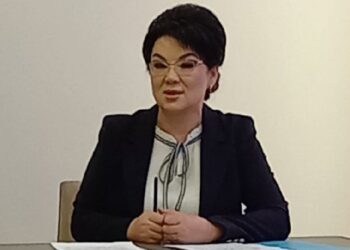 Кандидатом в президенты Казахстана выдвинута правозащитник Турсынбекова