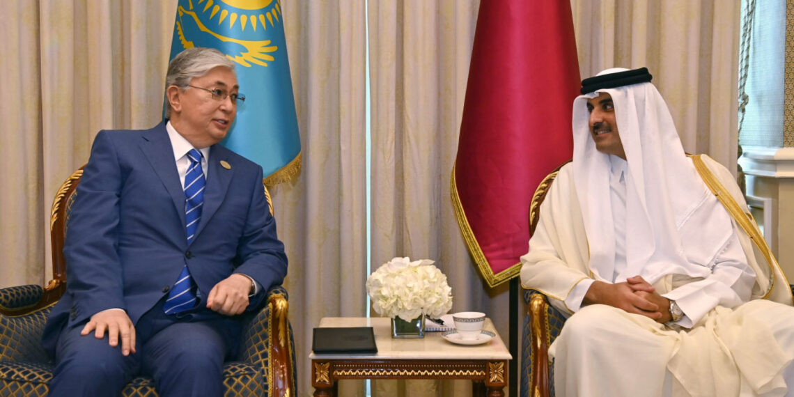 Токаев провел переговоры с эмиром Катара
