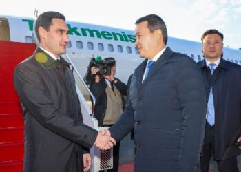 Сердар Бердымухамедов прибыл с первым государственным визитом в Казахстан