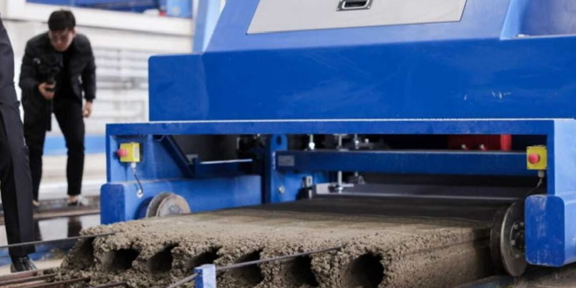 В Акмолинской области введен в эксплуатацию новый завод по производству железобетонных изделий