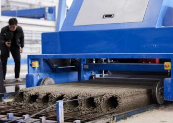 В Акмолинской области введен в эксплуатацию новый завод по производству железобетонных изделий