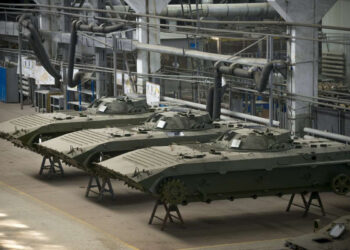 Мейрам Кажыкен посетил завод «Семей инжиниринг»