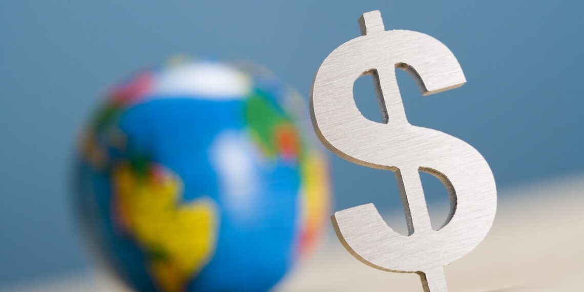 Госдолг находится на безопасном уровне — министр финансов Казахстана