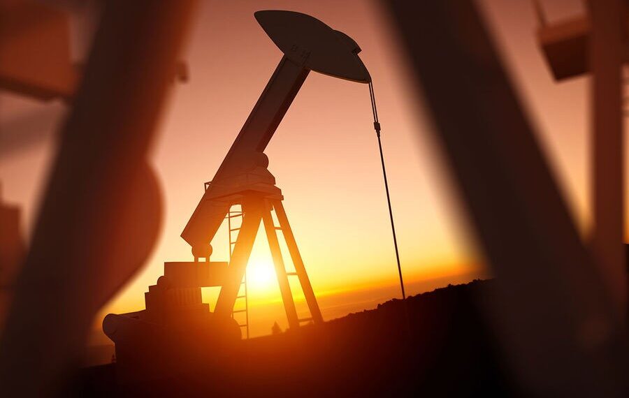 Большая семерка объявит о потолке цен на российскую нефть 23 ноября