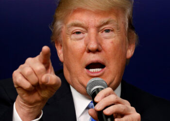 Министр юстиции США заявил о избрании спецпрокурора для расследования двух дел Трампа