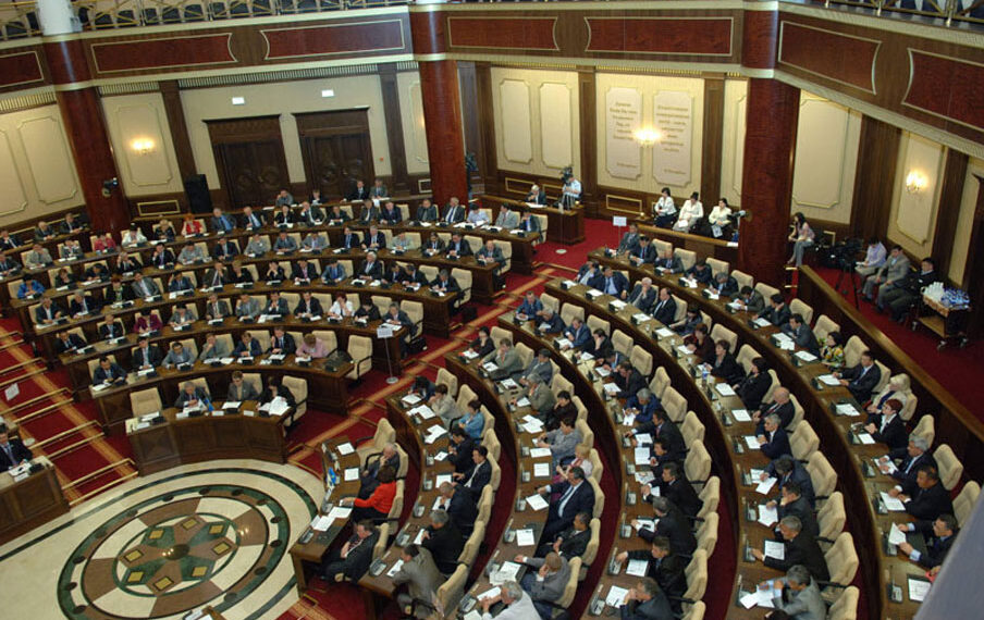 Сенат Парламента Казахстана утвердил изменения в закон