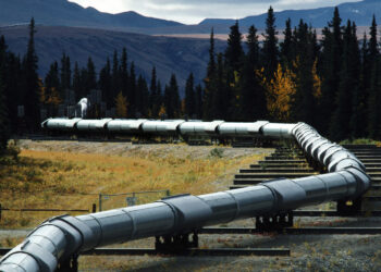 Казахстан нарастит экспорт через нефтепровод Азербайджана