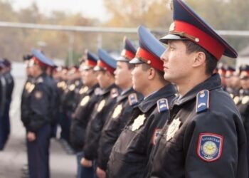 Полиция Алматы переведена на усиленный вариант службы