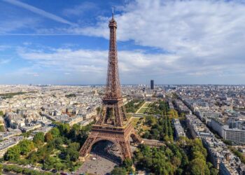 Франция хочет быть независимой от гегемонии США