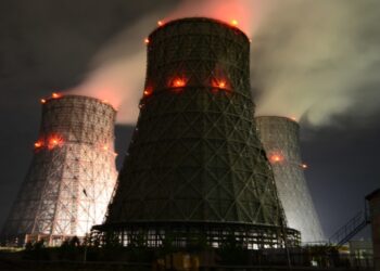 Депутат Мажилиса подверг критике медленный переход ТЭЦ на газ