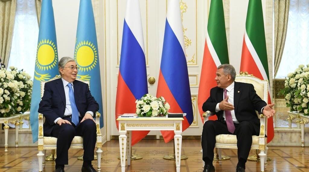 Токаев провел встречу с Миннихановым