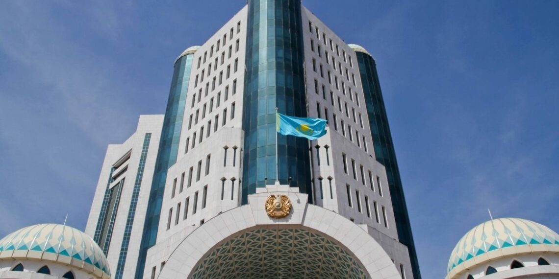 На заседании Сената Парламента Казахстана принят закон «о развитии агломераций»