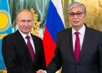 Владимир Путин встретил Токаева в президентской библиотеке в Санкт-Петербурге