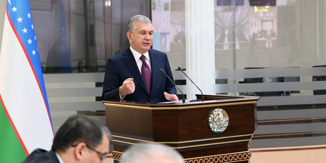 Глава Узбекистана уволил заместителя министра энергетики